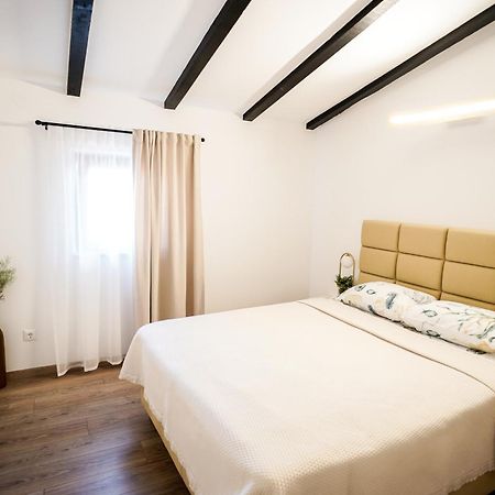 Apartment Rocco Rovinj Exterior photo